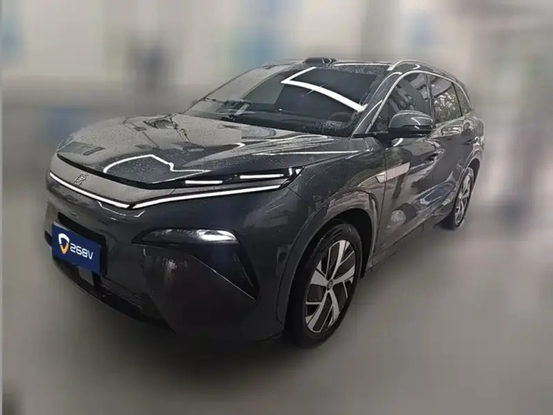 BYD Tang L