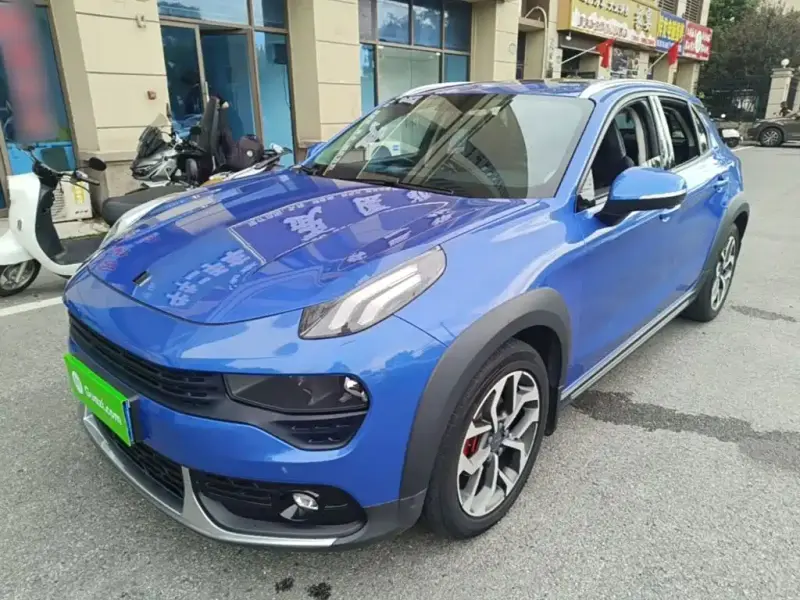 Lynk & Co 02