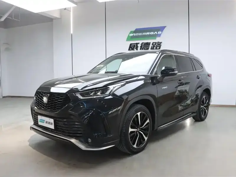 Toyota Crown Kluger