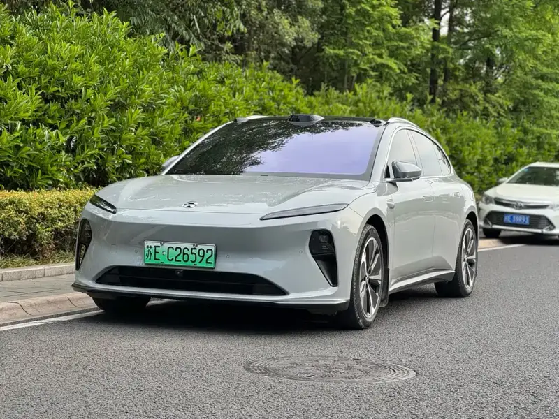 NIO ET5T