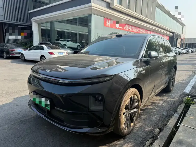 Li Auto L6