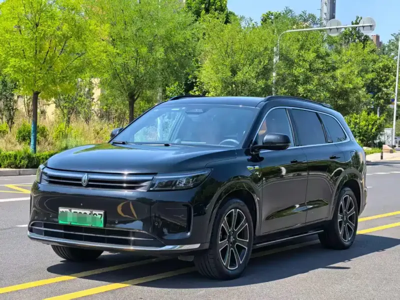 AITO M7