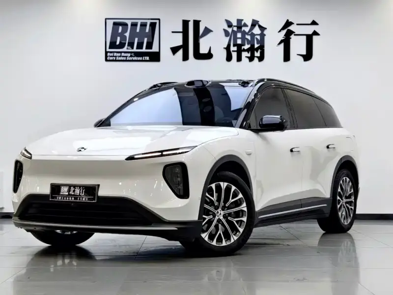 NIO ES6