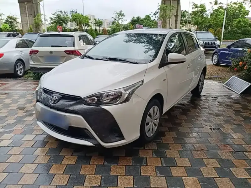 Toyota Yaris L