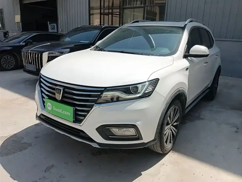 Roewe MG HS (RX5)