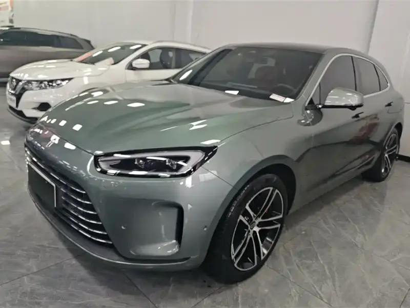 AITO M5
