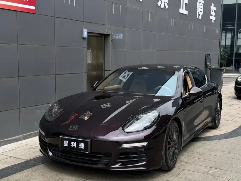 Porsche Panamera