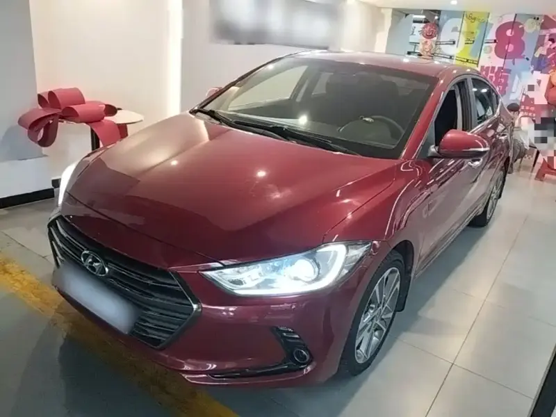 Hyundai Elantra