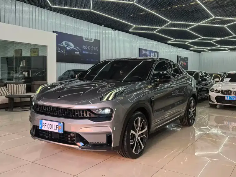 Lynk & Co 05