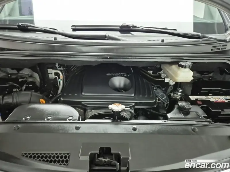 Hyundai H-1 (Starex)