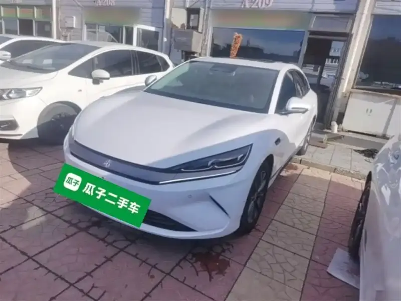 BYD Qin L