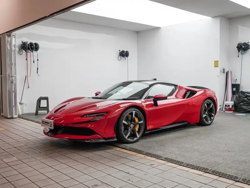 Ferrari SF90