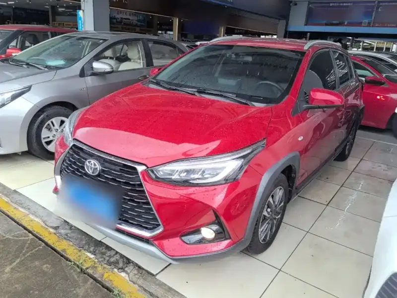Toyota Yaris L