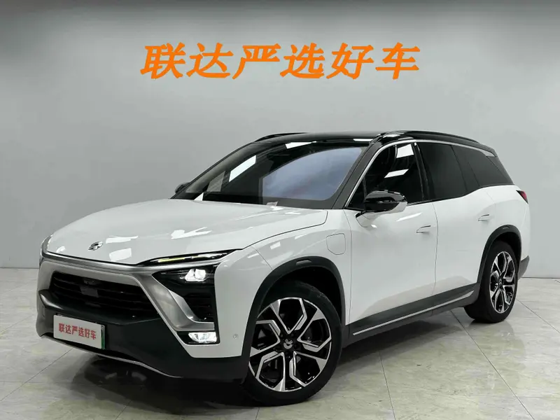 NIO ES8