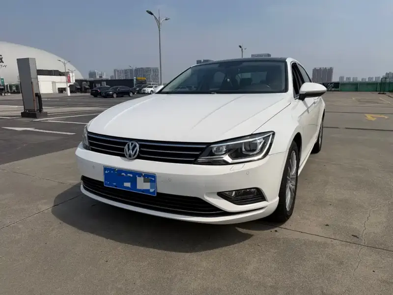 Volkswagen Lamando