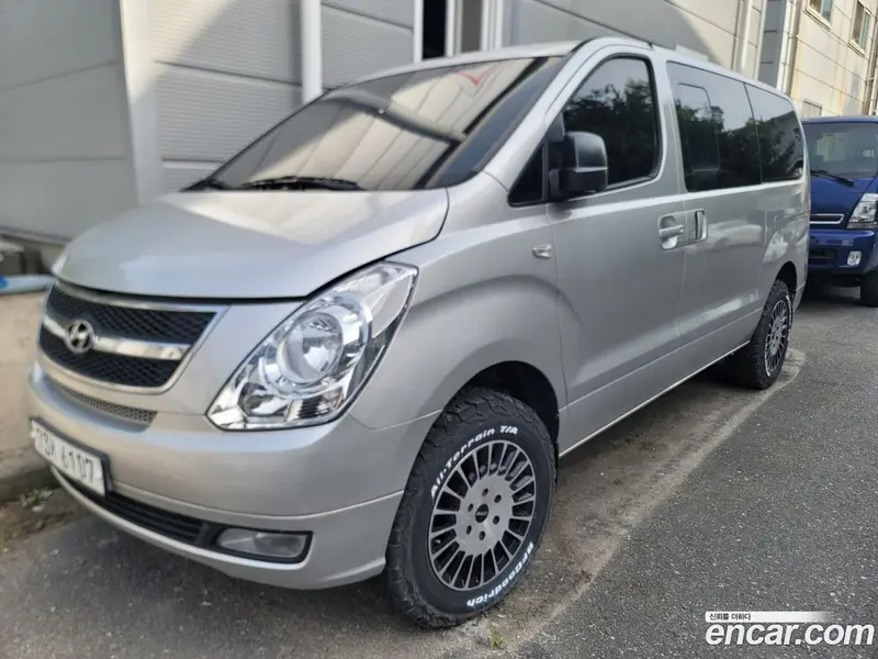 Hyundai H-1 (Starex)