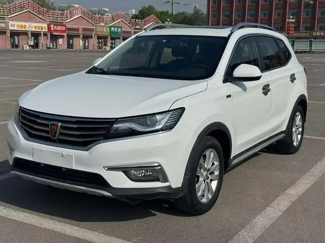 Roewe MG HS (RX5)