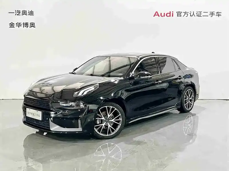 Lynk & Co 03