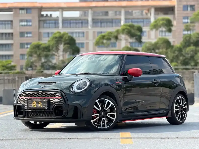 MINI Mini JCW