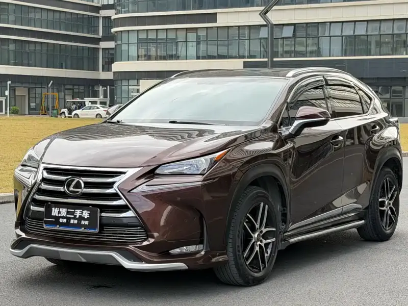 Lexus NX