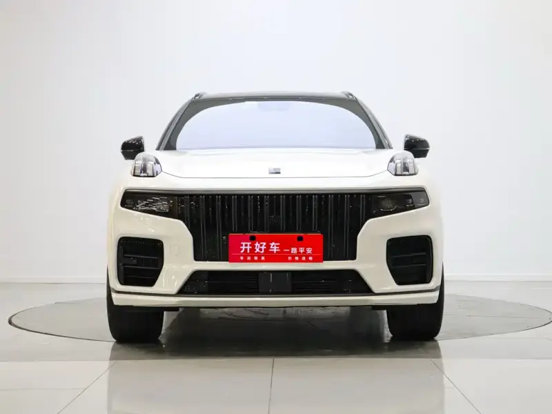 Lynk & Co 09 EM-P