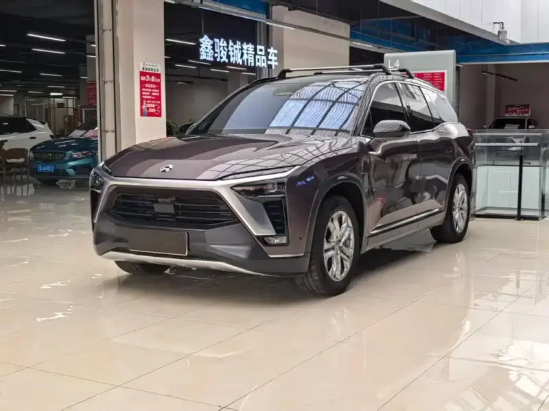 NIO ES8