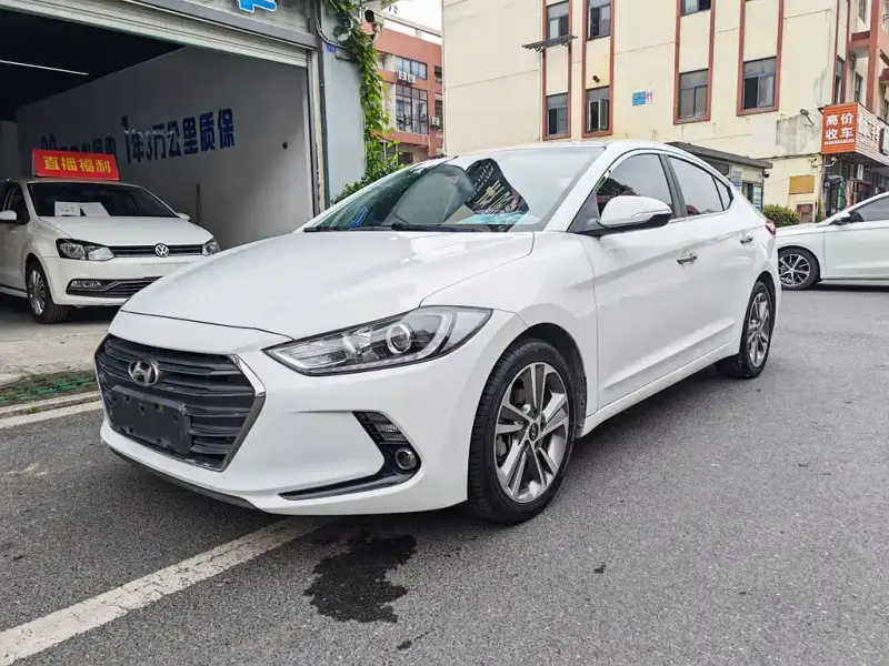 Hyundai Elantra