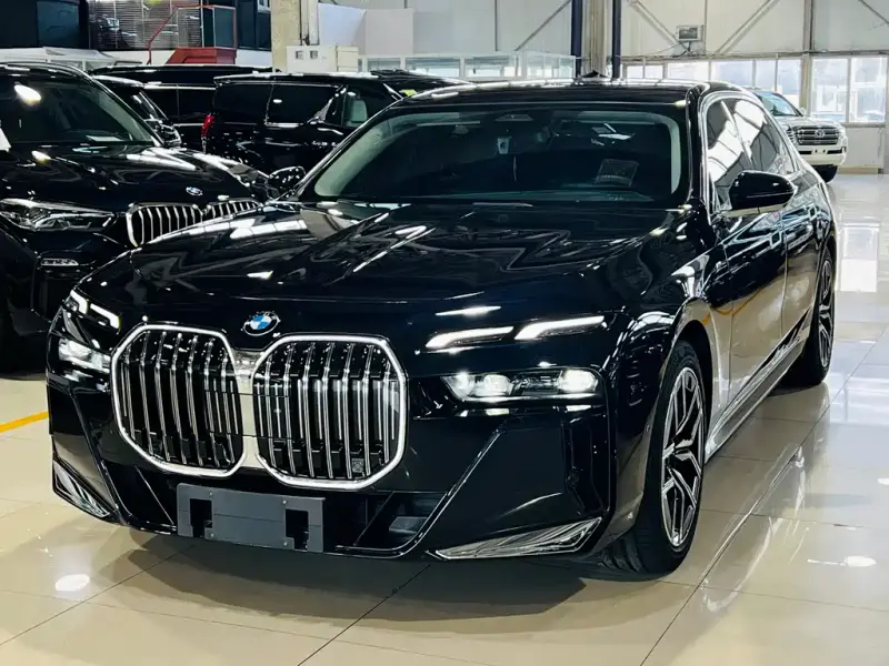 BMW 7-Series