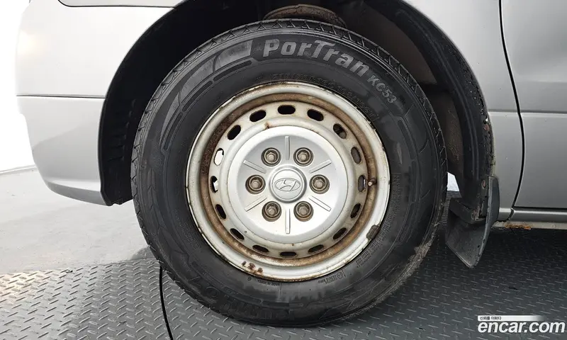 Hyundai H-1 (Starex)