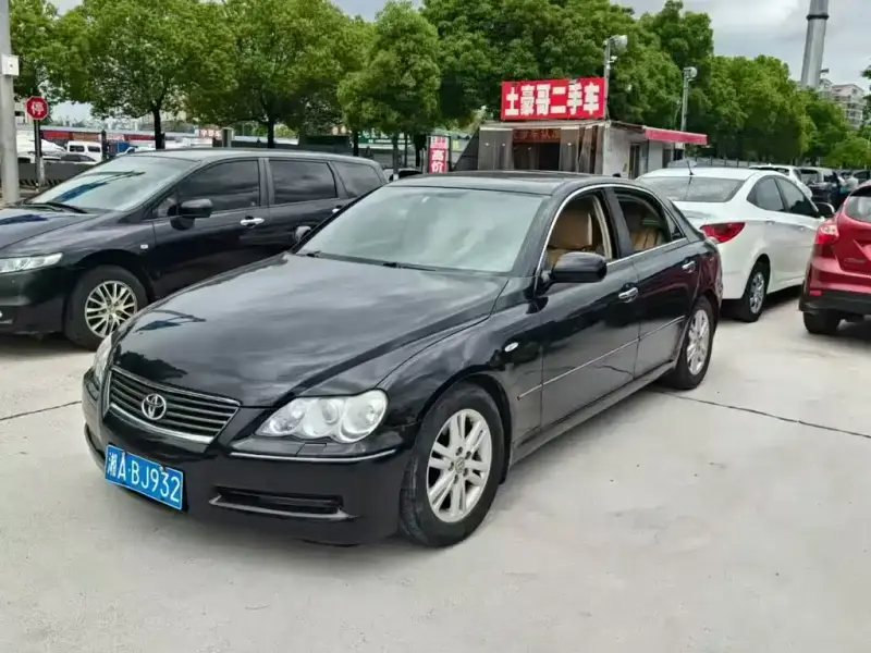 Toyota Reiz