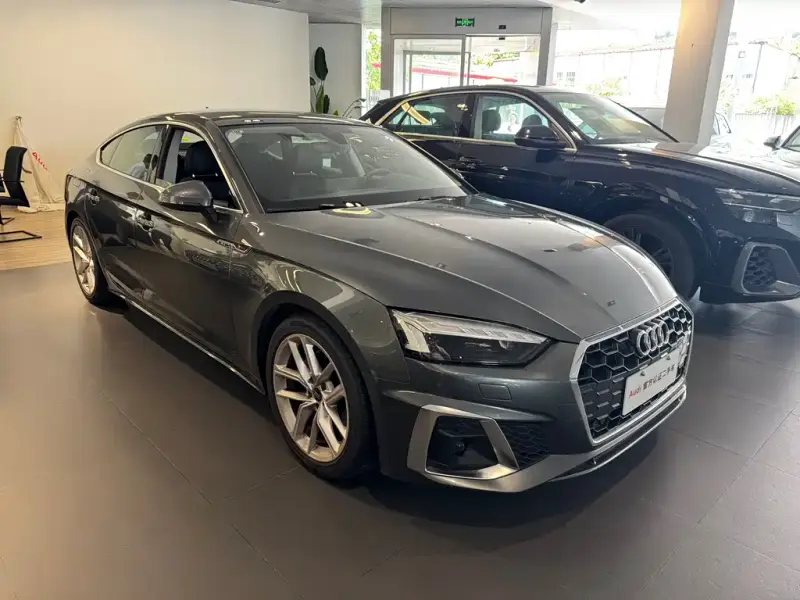 Audi A5 (Import)