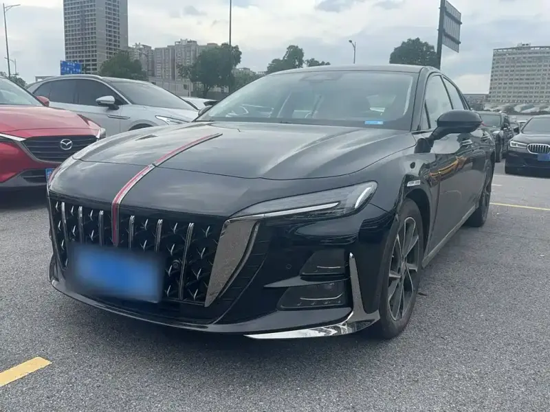 Hongqi H6