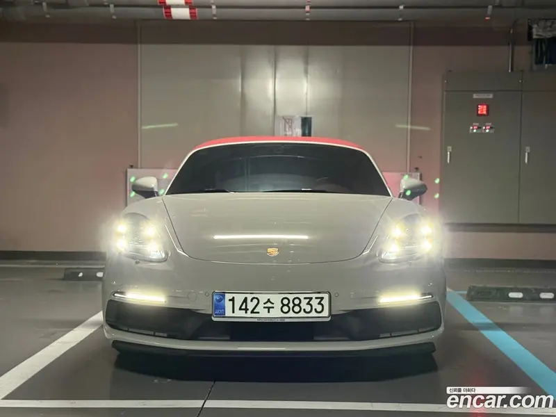 Porsche 718