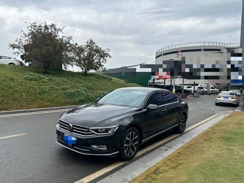 Volkswagen Magotan