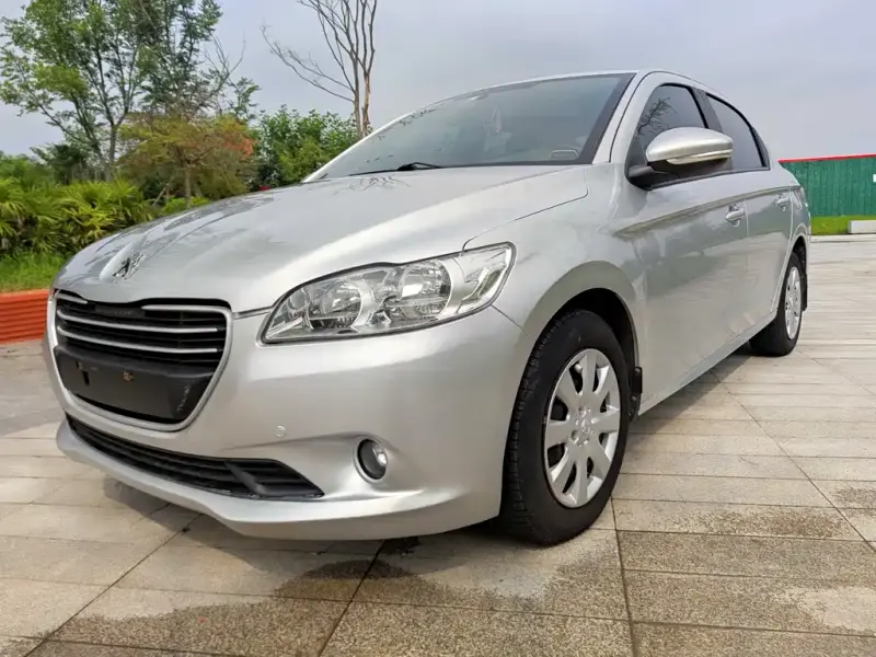 Peugeot 301
