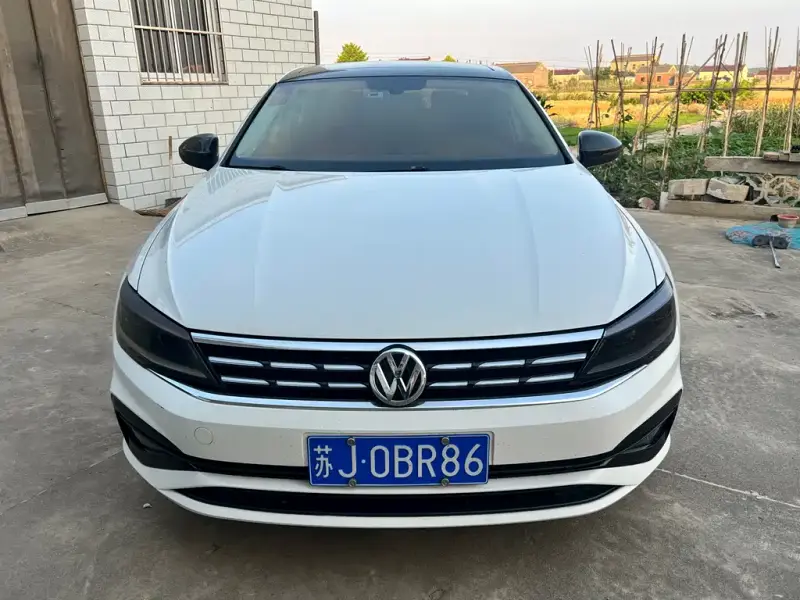 Volkswagen Lamando