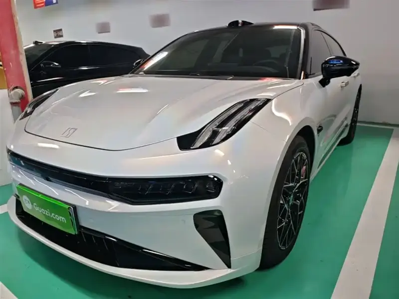 Zeekr 001