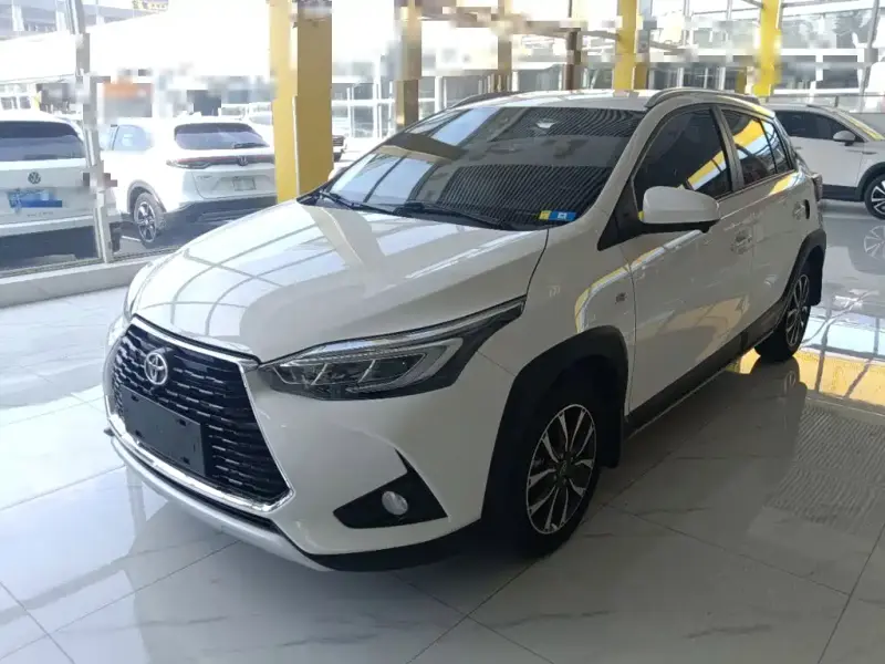 Toyota Yaris L