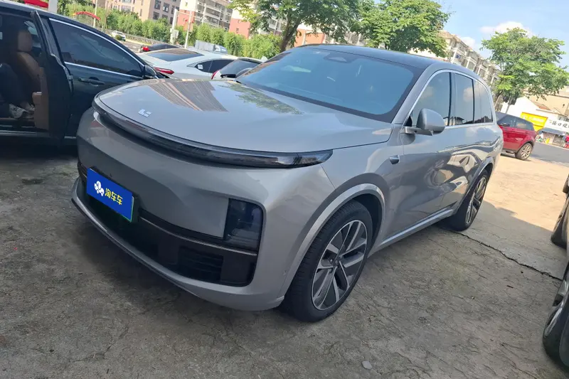 Li Auto L8