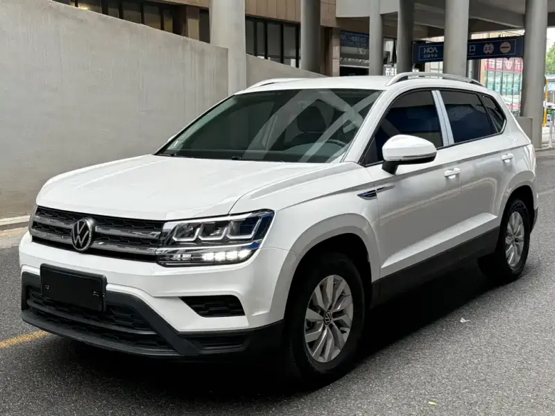 Volkswagen Tharu
