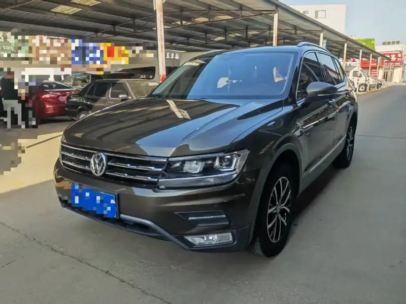 Volkswagen Tiguan L