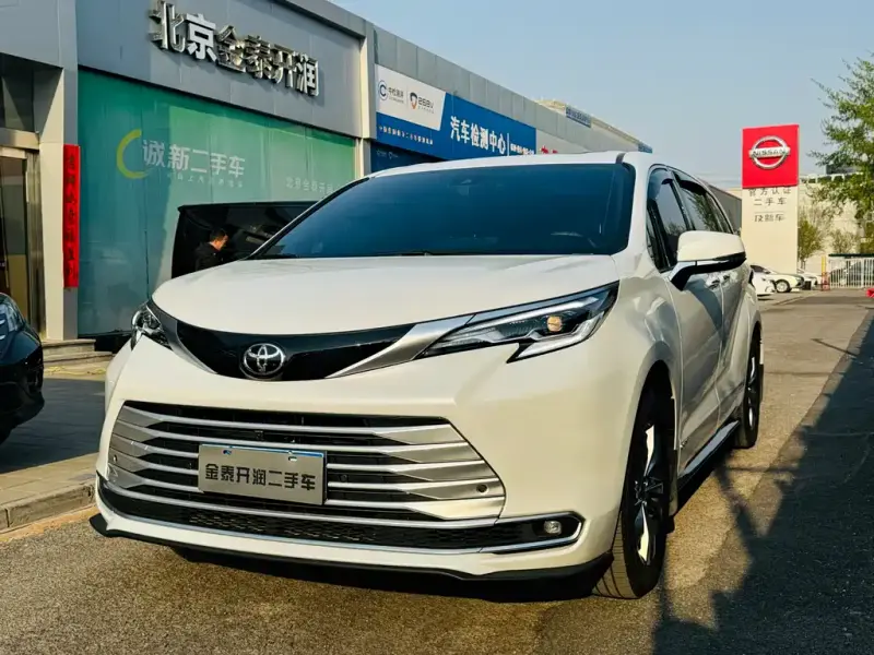 Toyota Sienna