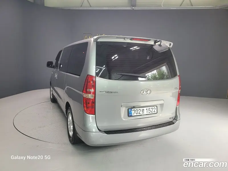 Hyundai H-1