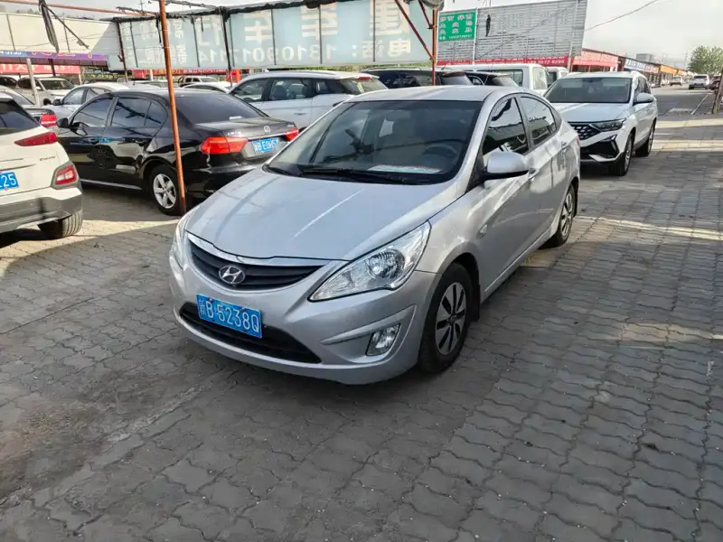 Hyundai Verna