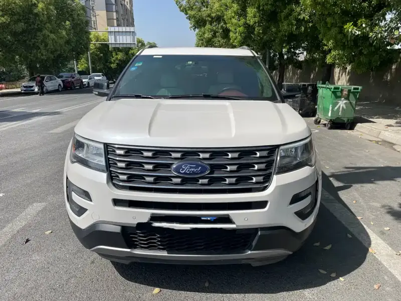 Ford Explorer (Import)