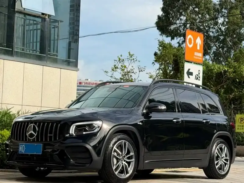 Mercedes-Benz GLB AMG