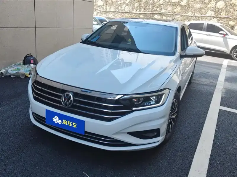 Volkswagen Sagitar