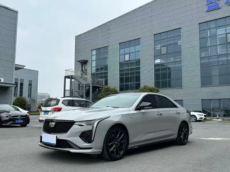 Cadillac CT4
