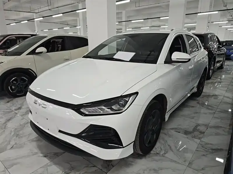 BYD e2