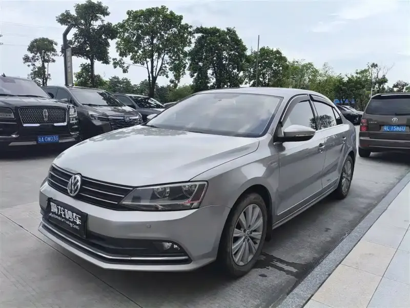 Volkswagen Sagitar